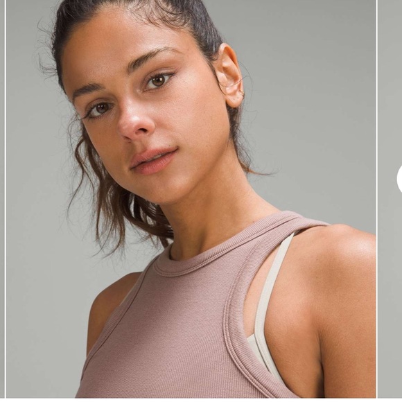 NWT Lululemon hold tight cropped tank - Picture 5 of 8